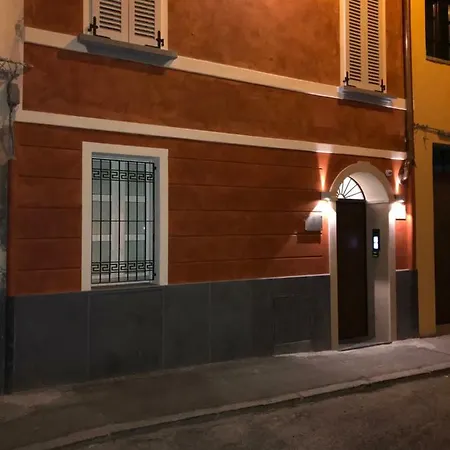 Palazzo Domanto 公寓 帕爾馬